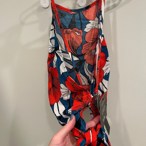 Lulu 2-Piece Set - Picture 2 of 5